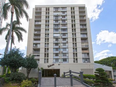 2029 Nuuanu Ave APT 1709, Honolulu, HI, 96817