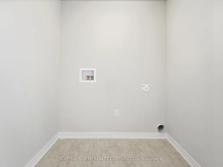 660 Colborne St W #83 — Photo 24