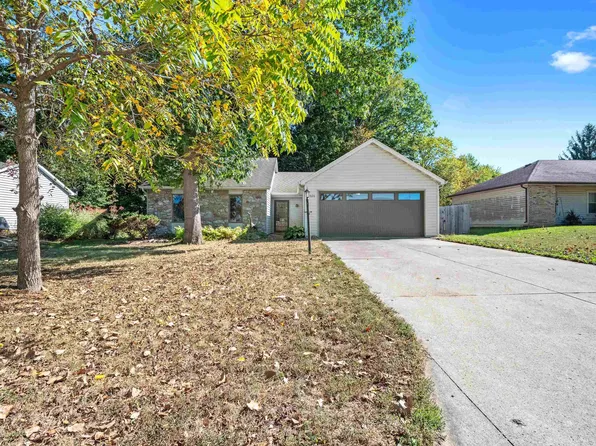 9826 Tumbleweed Blvd, Fort Wayne, IN 46825