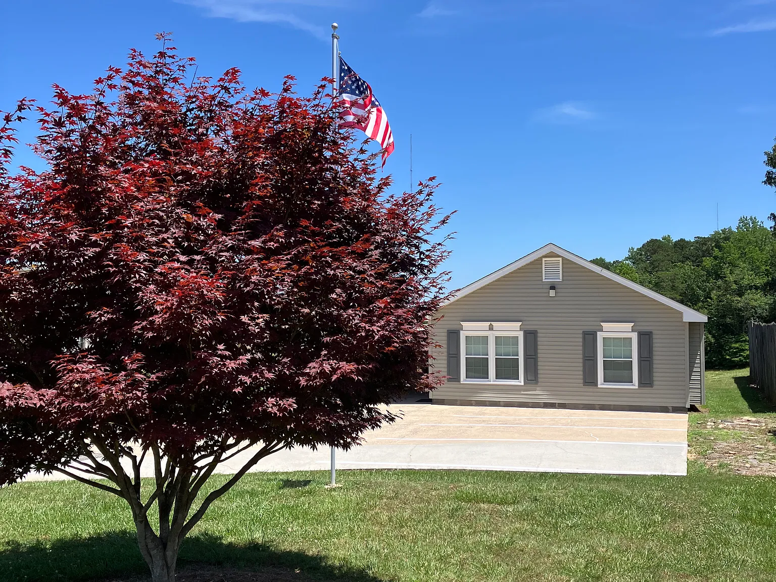 1026 Lake Shadow Dr — Photo 2