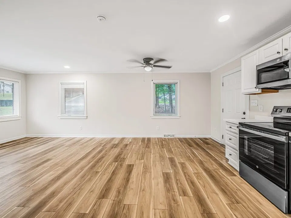221 Howell St #200-A