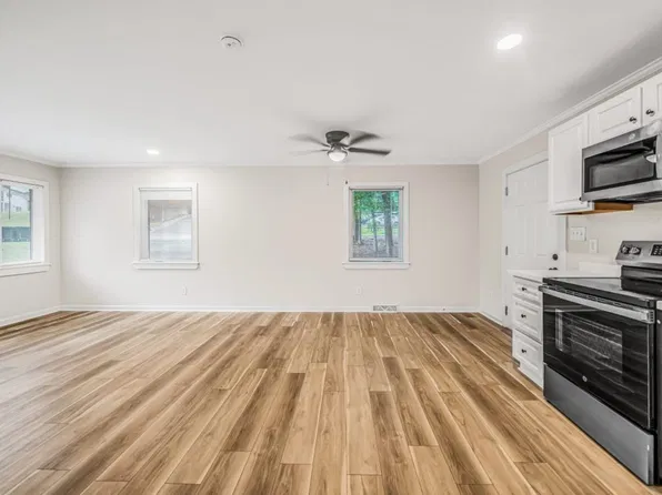 221 Howell St Unit 200A, Chapel Hill, NC 27514