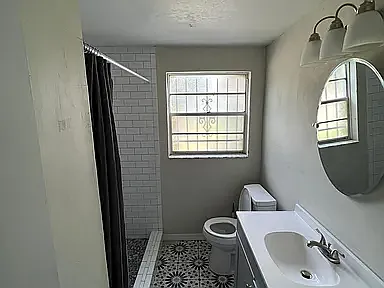 135 Pinecrest Dr — Photo 9