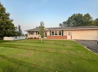 916 Walnut St, Marathon, WI 54448