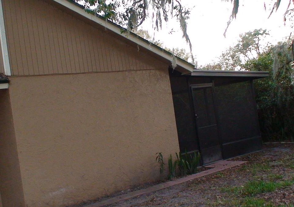 1st image of 1915 Gregory Dr