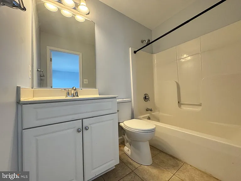 636 Tantallon Ct #140 — Photo 12