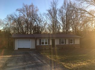 966 Bill Smith Rd, Cookeville, TN 38501