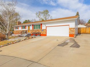 5450 Flintridge Dr, Colorado Springs, CO 80918