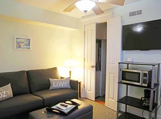 600 Thames St #2, Newport, RI 02840