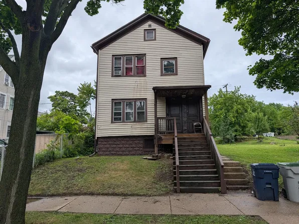 2524 W Michigan STREET #2526, Milwaukee, WI 53233