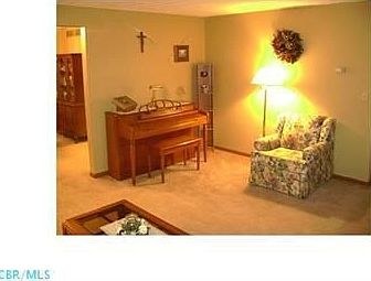 5th image of 35 Longitude Dr