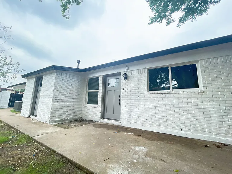 1017 N Meadows Dr #B — Photo 12