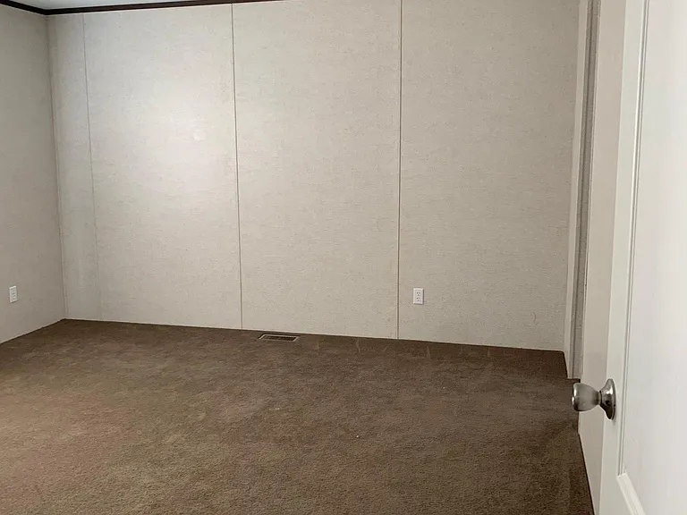 1450 Oak Ridge Est — Photo 9