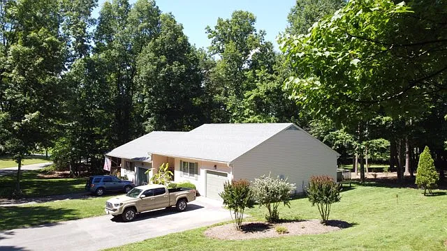 41 Poplar Court Ln #41 — Photo 14