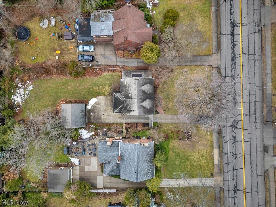 20791 Lake Rd, Rocky River, OH 44116 | Zillow