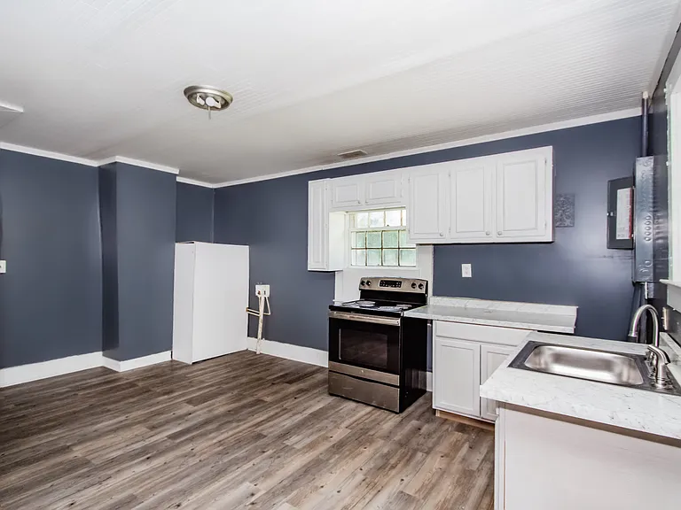 217 Deep Creek Rd — Photo 2