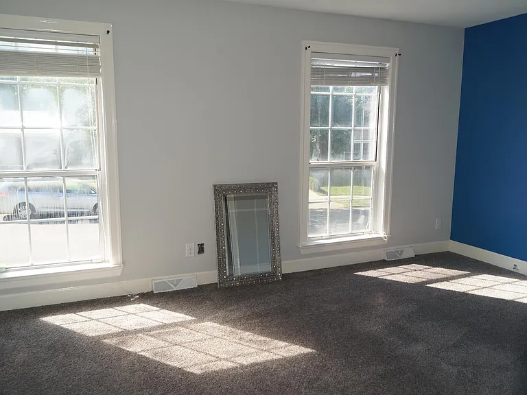 979 Jairus Dr — Photo 12
