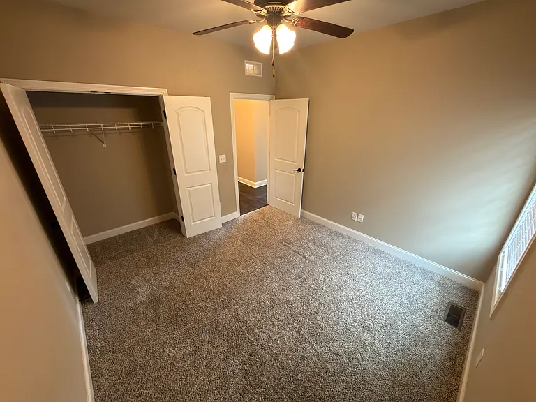 4201 Legacy Pointe St — Photo 25