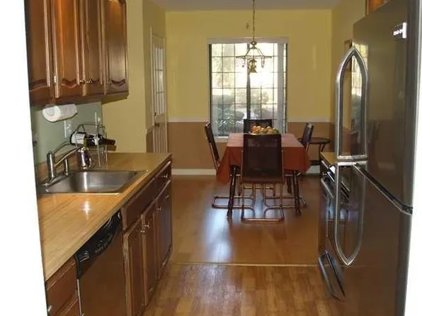 125 Warner Hill Rd, Stratford, CT 06614