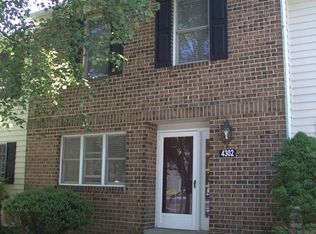 4302 Fox Pointe Ct, Glen Mills, PA 19342