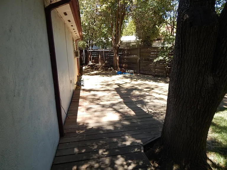 1206 Covell Pl — Photo 24