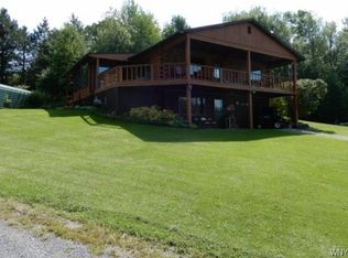 1877 Canaway Rd, Warsaw, NY 14569