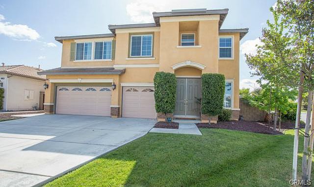 1st image of 30400 Woodbury Cir