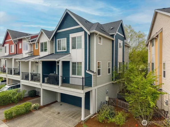 6910 31st Avenue SW, Seattle, WA 98126