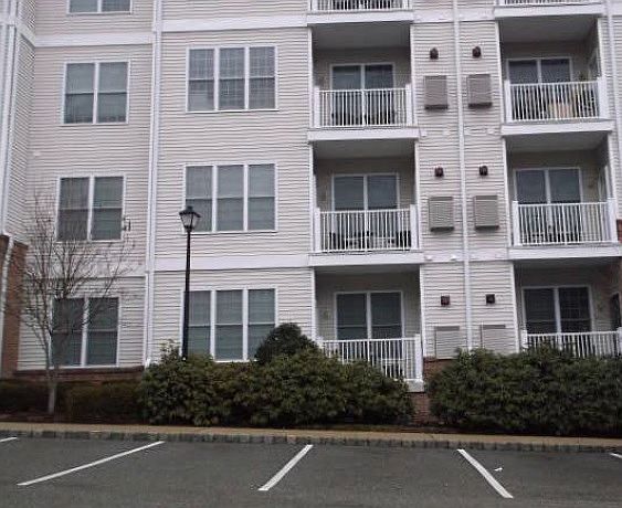 2nd image of 7106 Coventry Ct