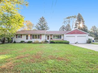 1418 Nazareth Rd, Kalamazoo, MI 49048