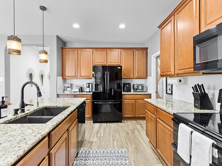 5817 Sardinia Dr — Photo 15