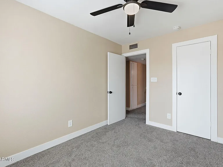 8432 N 34th Dr — Photo 22