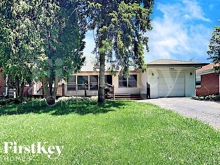 235 N Stewart Ave photo 1