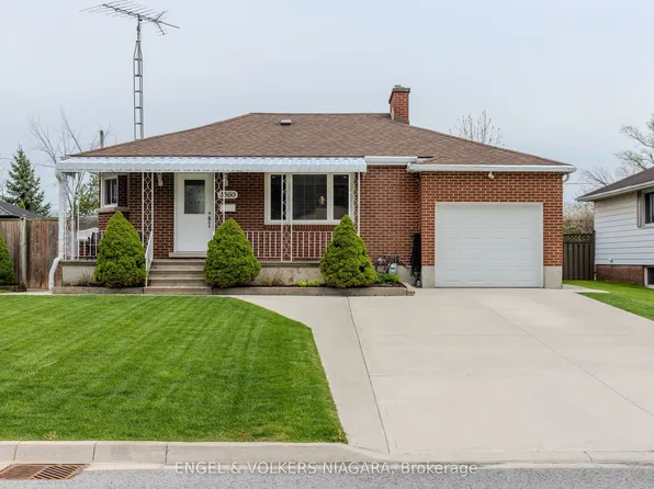 3560 Rapids View Dr, Niagara Falls, ON L2G 6C4