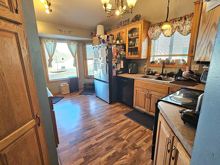 514 Park Brook Rd NW — Photo 3