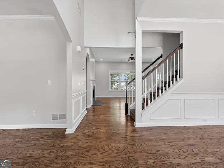 28 Stonehenge Ct — Photo 5