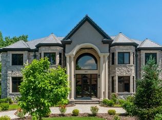 501 Alice Dr, Northbrook, IL 60062