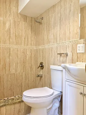 Sold by Keystone Realty USA Corp | media 5