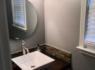 1025 Moorefield Rd, Collierville, TN 38017