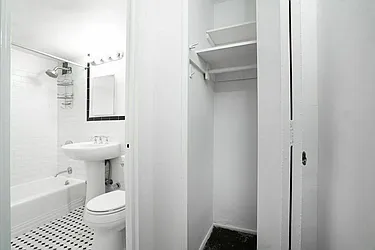 Rented by Waldstar Real Estate LLC