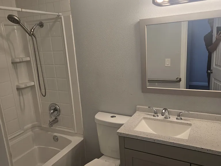 3907 Marcwade Dr — Photo 8