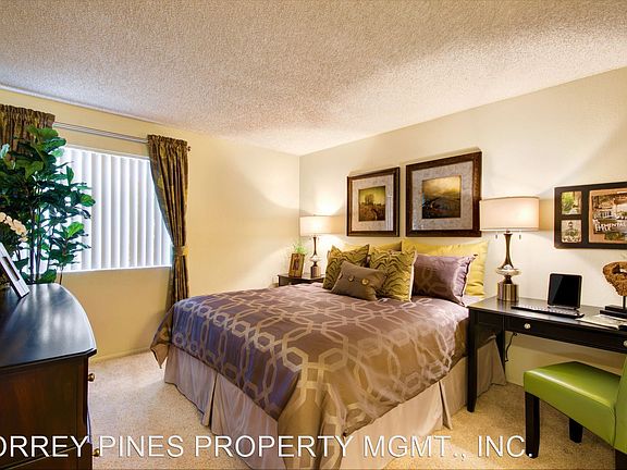 3rd image of 644 Moss St #18