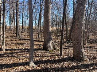 1742 Tanglewood Dr, Varna, IL 61375