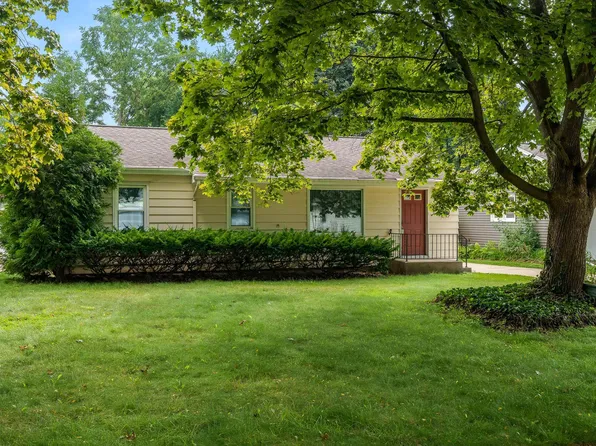 1507 Gorham Pl, Rockford, IL 61107