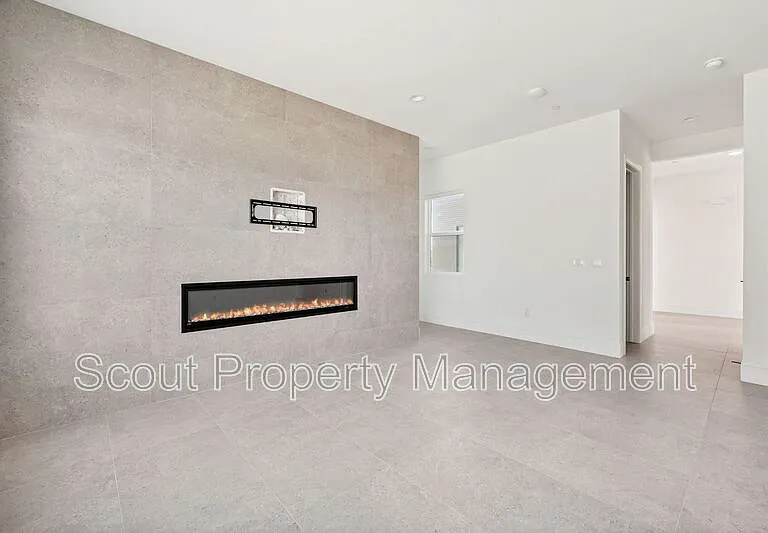 32195 Daybrook Ter — Photo 32