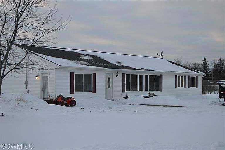 1st image of 2401 Troys Dr