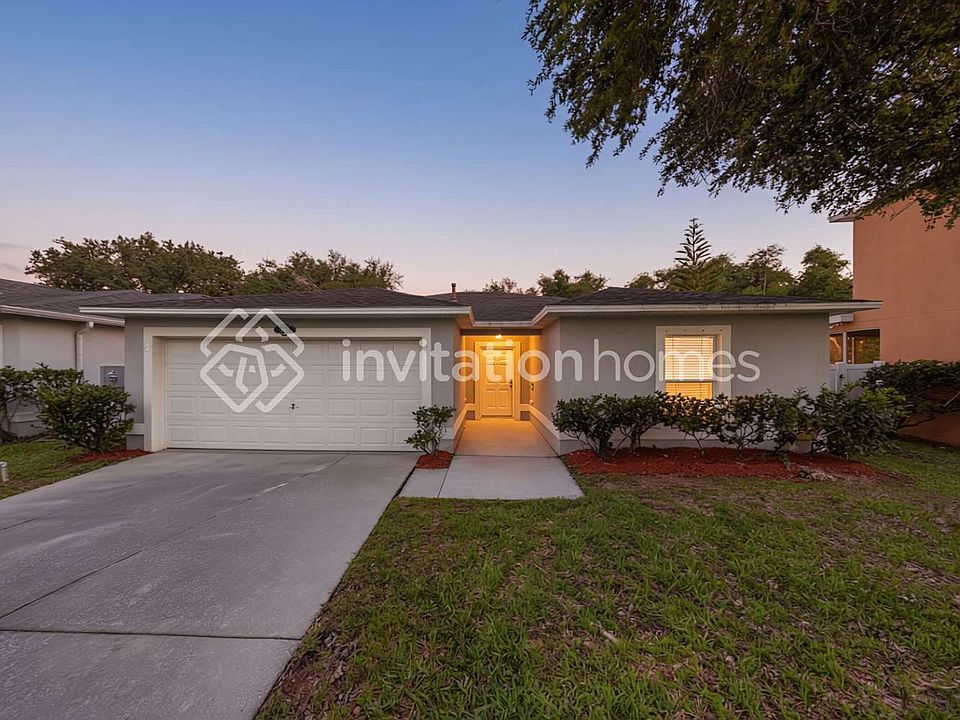 1st image of 4716 Four Lakes Dr