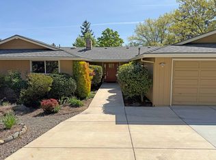 2275 Sam Evans Pl, Ashland, OR 97520