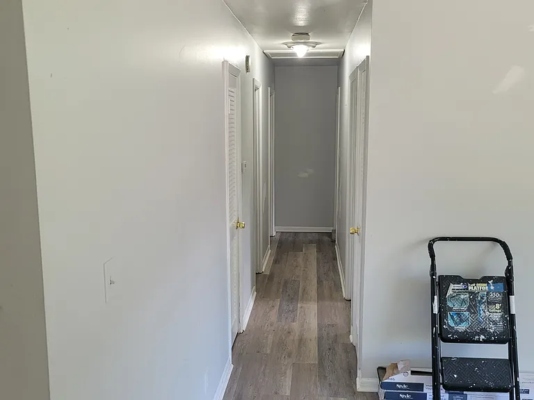 833 Elizabeth St — Photo 16