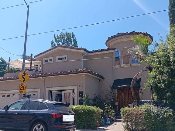 2nd image of 610 Montecito Dr